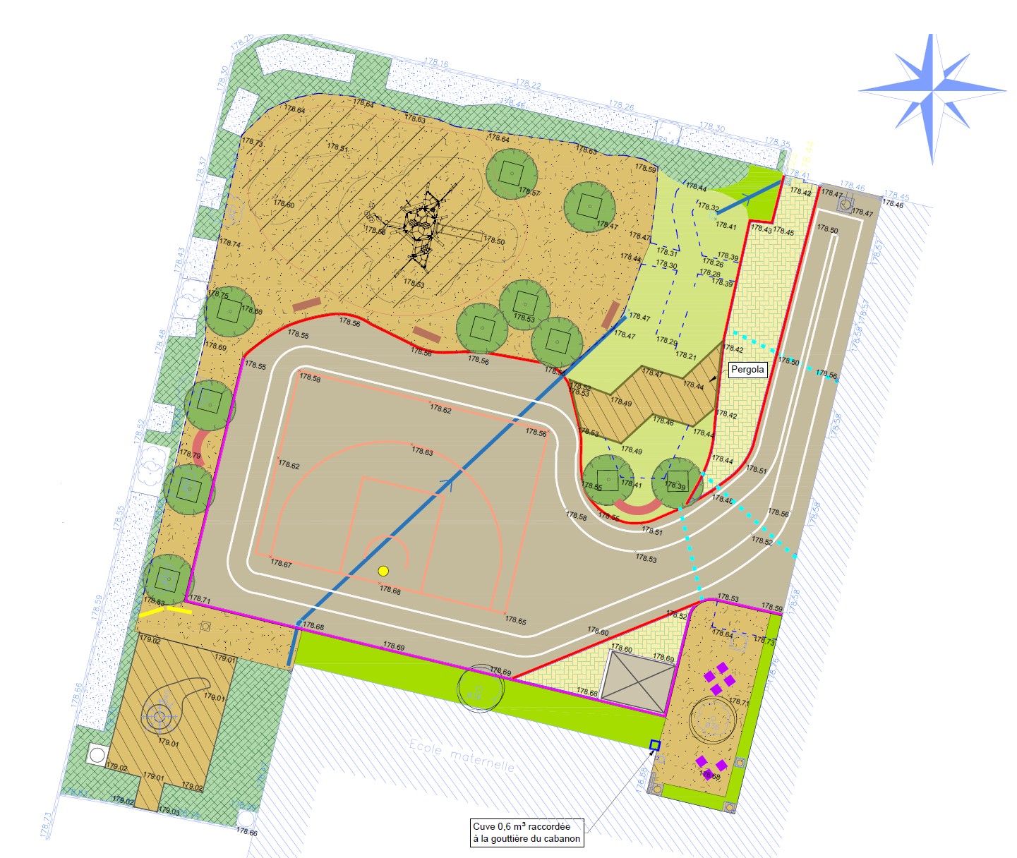 Plan VRD d’une cour d’école avec cheminements, plantations et zones de jeu